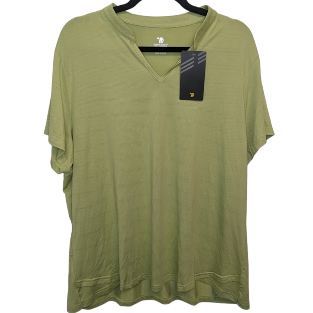 NWT TBY Travels Together With You Green V-Neck T-Shirt XXL 🌱👕